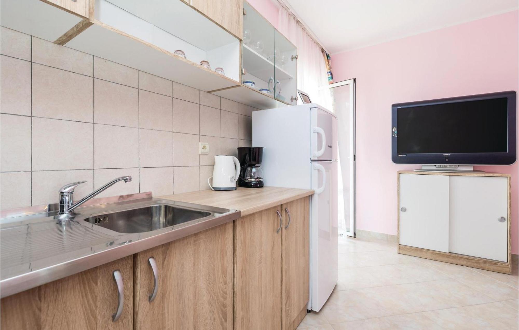 Gorgeous Apartment In Matulji With Kitchen Eksteriør bilde